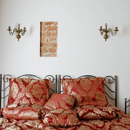 Leonardo Проживание в семье *